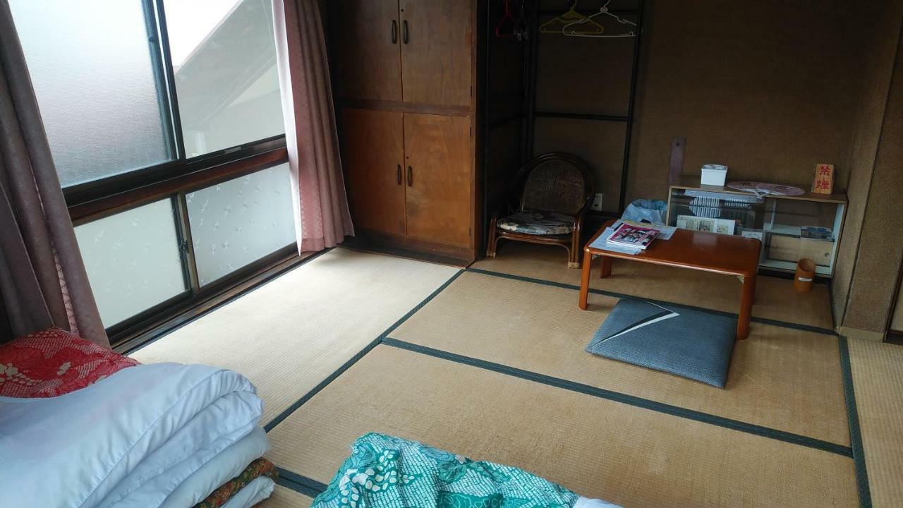 Walking Pilgrimage Hotel Tokiwa Ryokan Ózu Kültér fotó