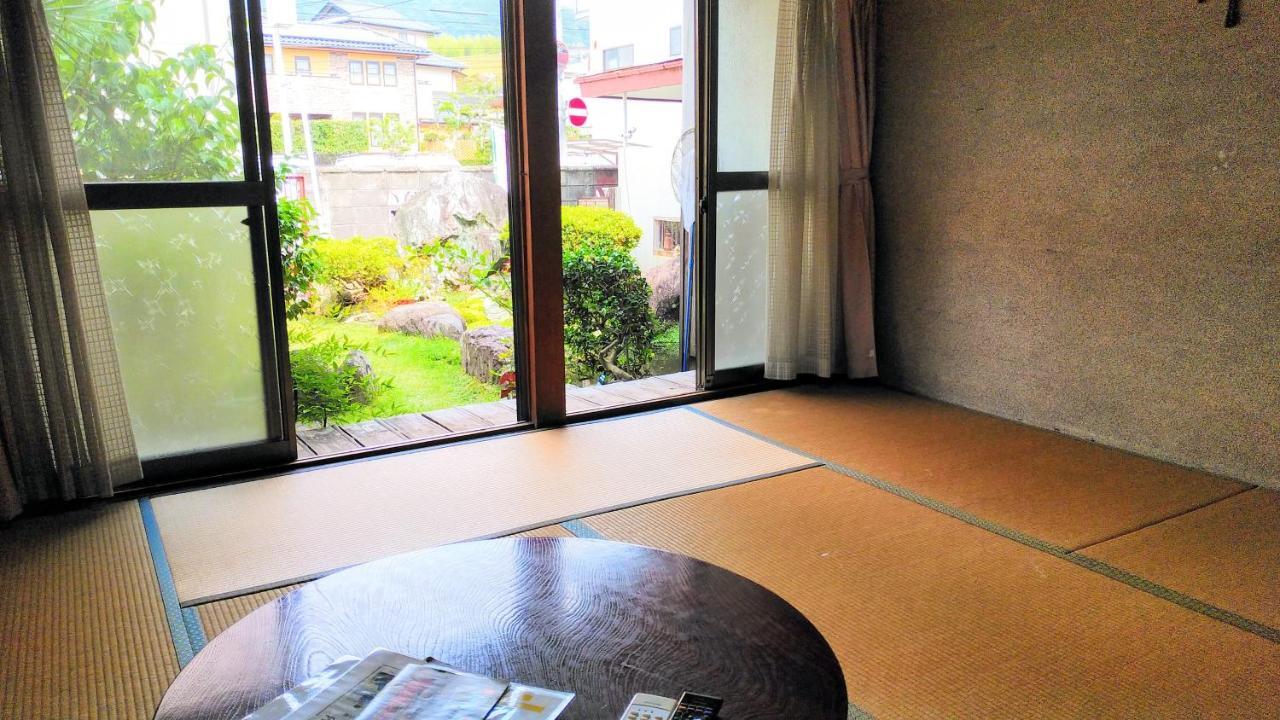 Walking Pilgrimage Hotel Tokiwa Ryokan Ózu Kültér fotó